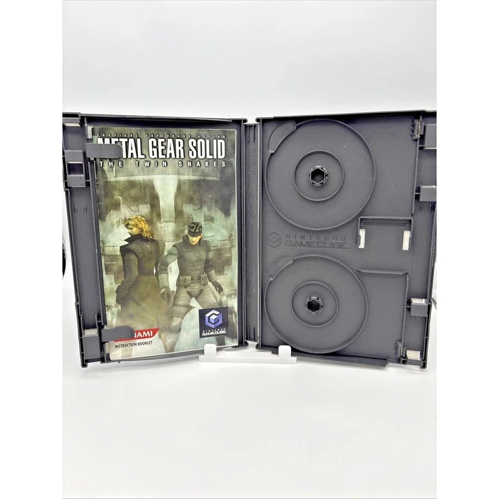 Metal Gear Solid The Twin Snakes Nintendo GameCube Case/Manual ONLY *no game*